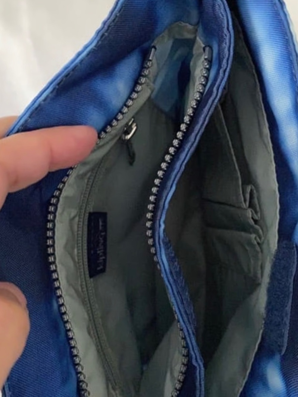NWOT Kipling Blue Tie Dye Addison Crossbody Bag - Picture 5 of 5